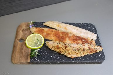 Assortiment de poissons panés